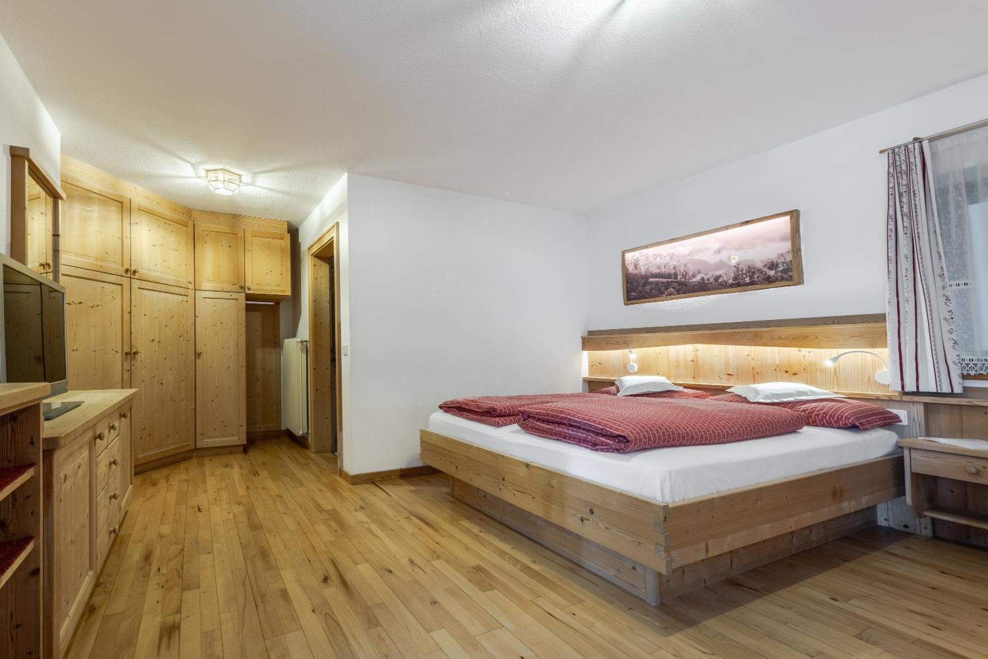 Apartment Ciasa Laoi Сан-Кассиано Экстерьер фото