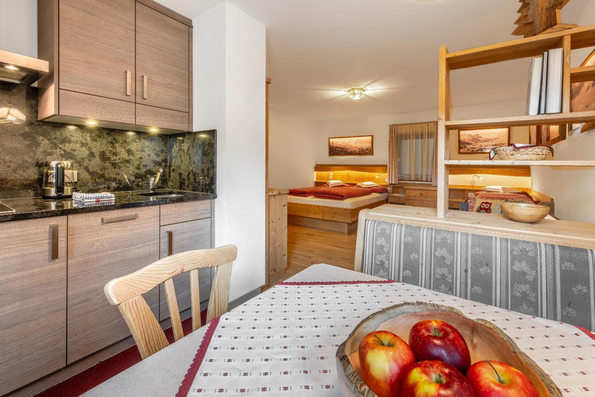 Apartment Ciasa Laoi Сан-Кассиано Экстерьер фото