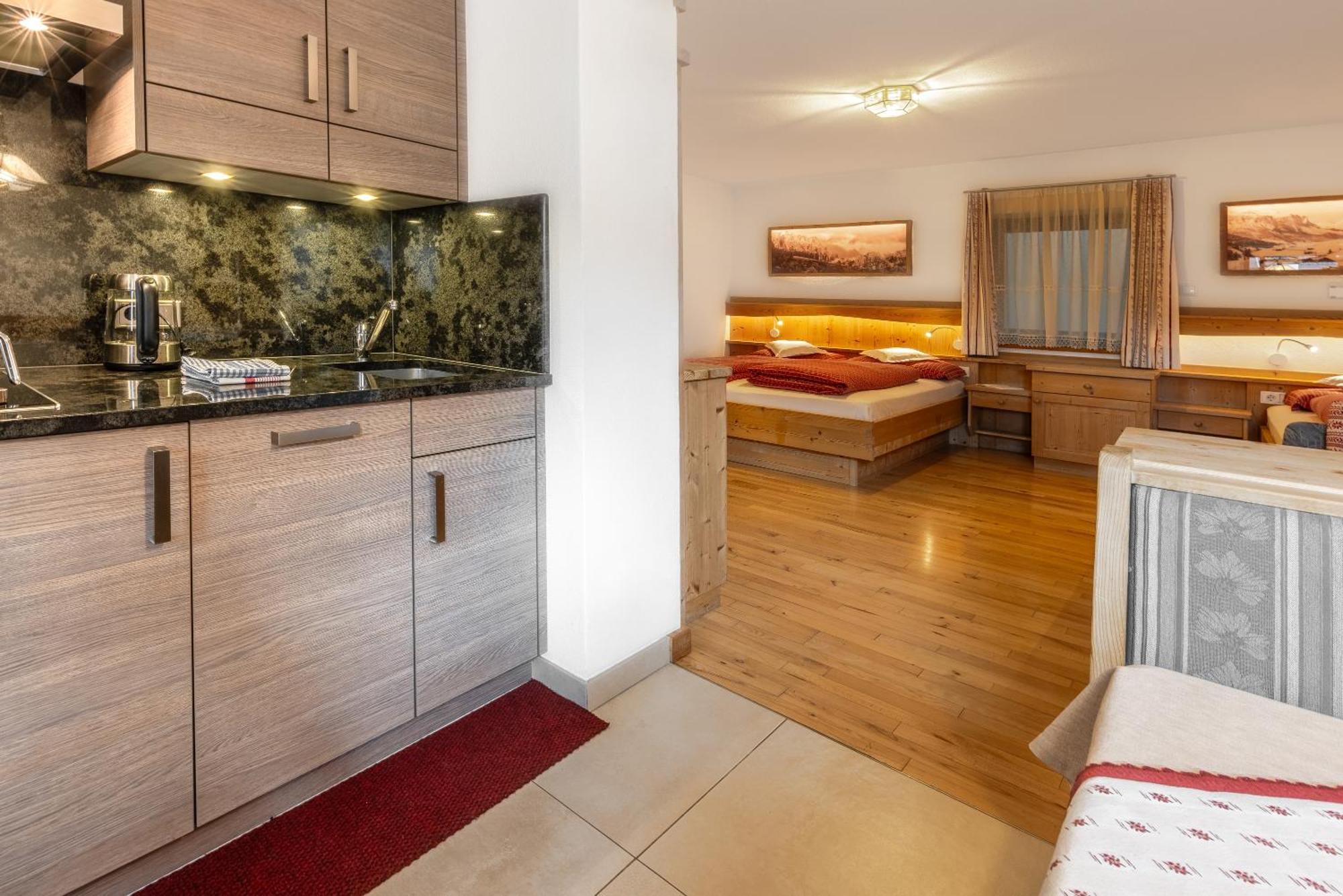Apartment Ciasa Laoi Сан-Кассиано Экстерьер фото